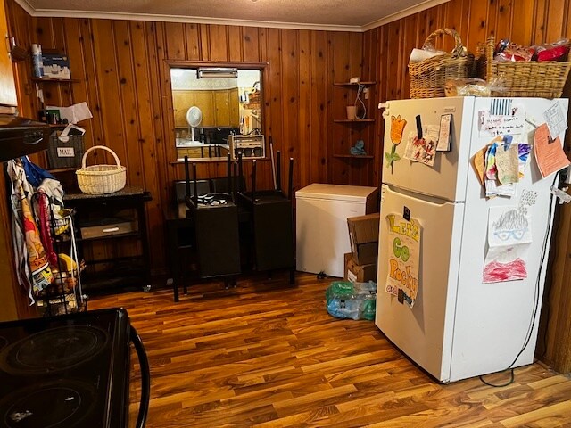 Photo - Claremont Block Apartments/Commercials Unit 111