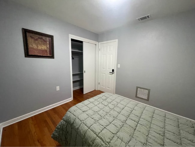 Building Photo - 4007 Aldington Dr Rental