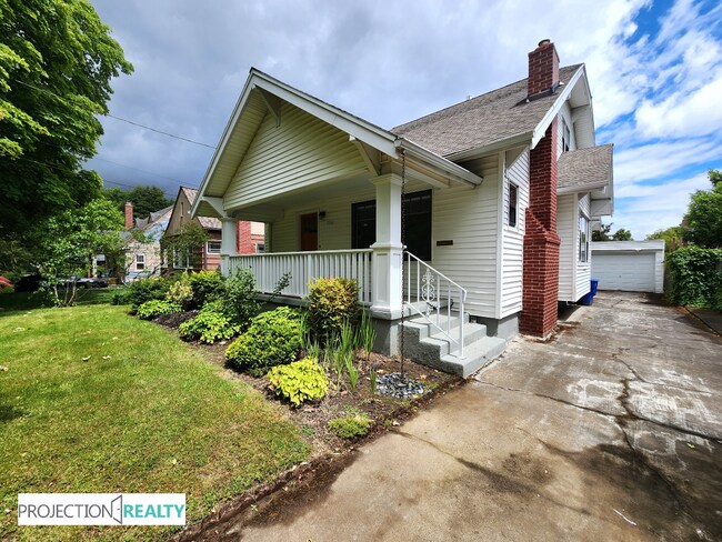 Photo - 3336 NE 11th Ave
