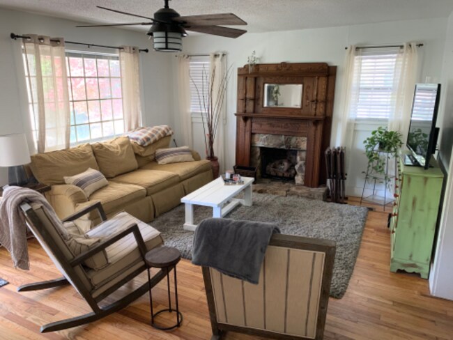 Photo - 798 N Royal Ave