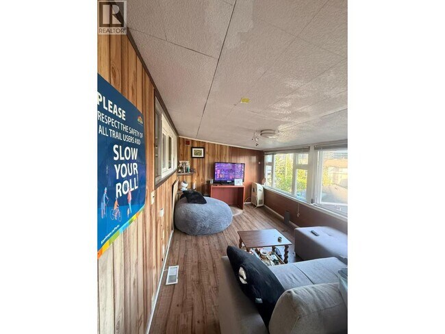 Photo - 4722 Ridgelawn Dr