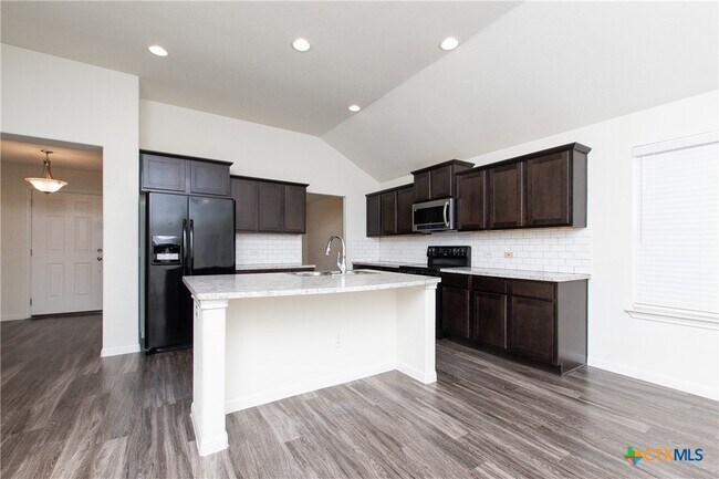 Photo - 6700 Catherine Dr