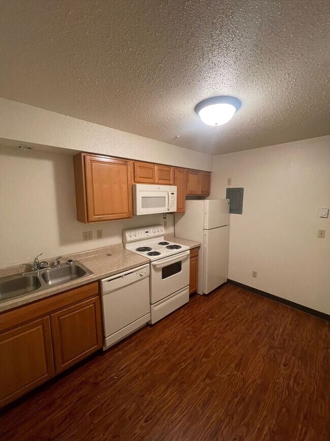 Photo - Copper Point Apartments Unit 2001-103