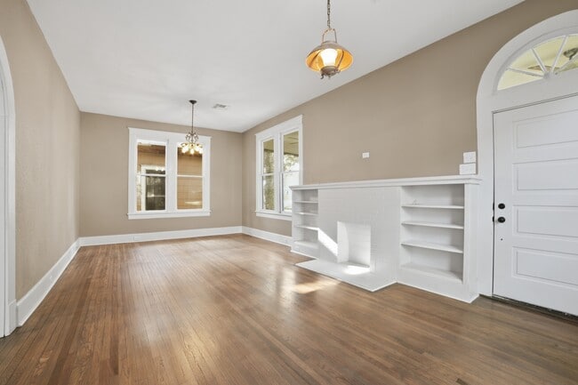 Photo - 415 Boulevard St