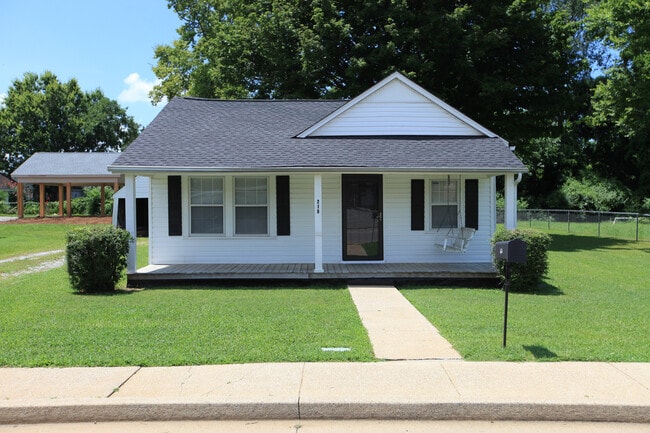 Photo - 218 S Kings Hwy Casa