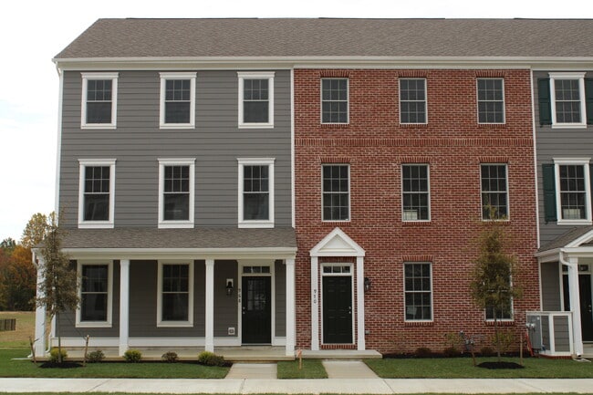 Photo - 968 Lorewood Grove Rd