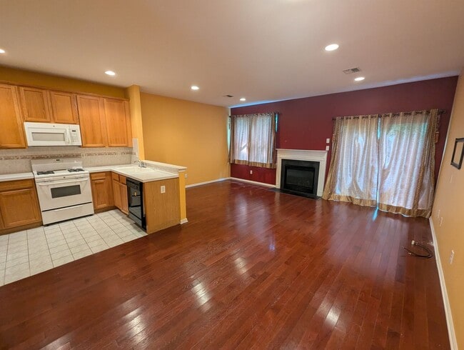 Photo - 14 Sand Hill Ct