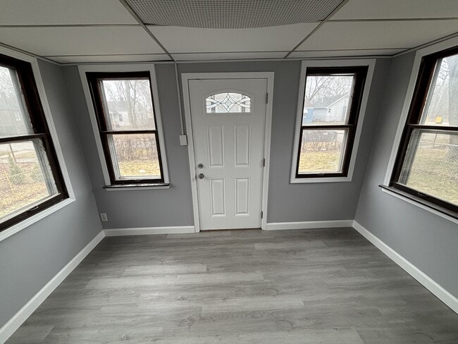 Photo - 1311 Marshall Pl