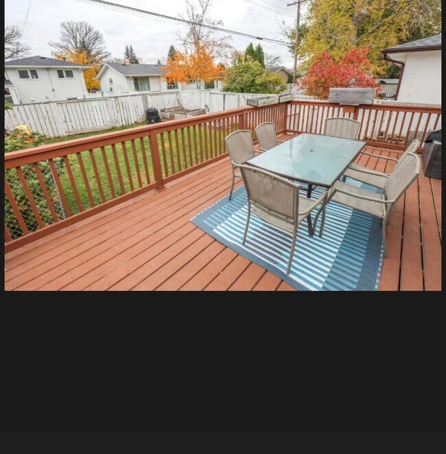 Photo - 101 Parkville Dr