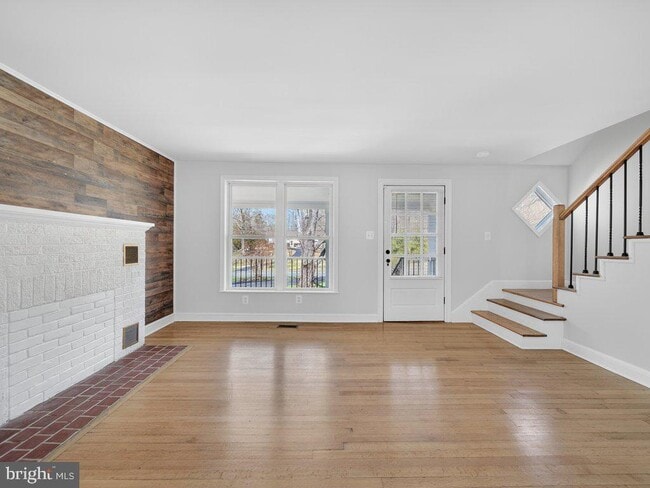 Photo - 9325 Brentsville Rd