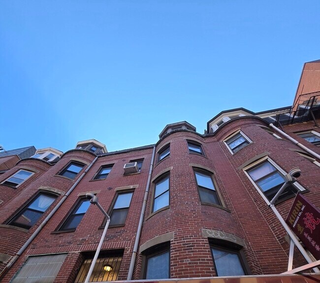Photo - 81 Tyler St Unit 2