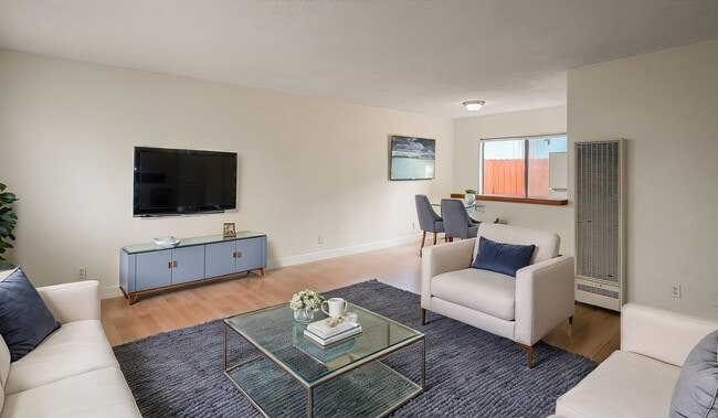 Photo - 1315 Ocean Park Blvd Unidad 2