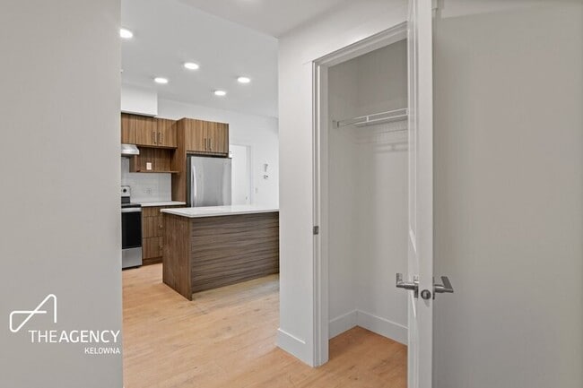 Photo - 1036 Coronation Ave Unit 103