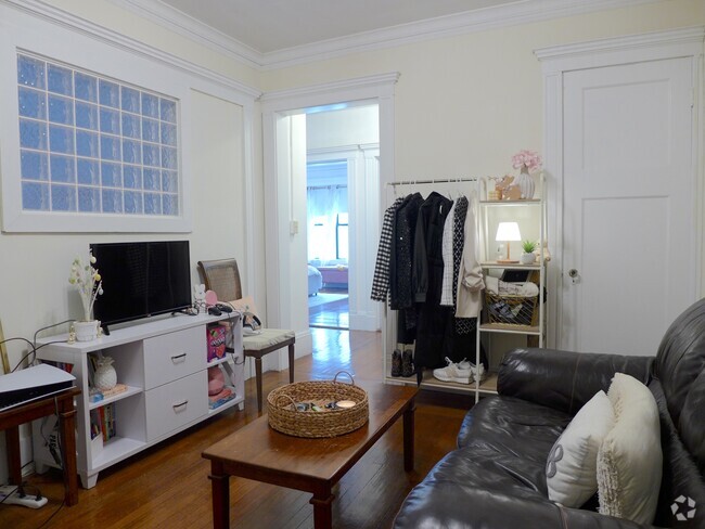 Building Photo - 21 Aberdeen St Unit 6 Rental