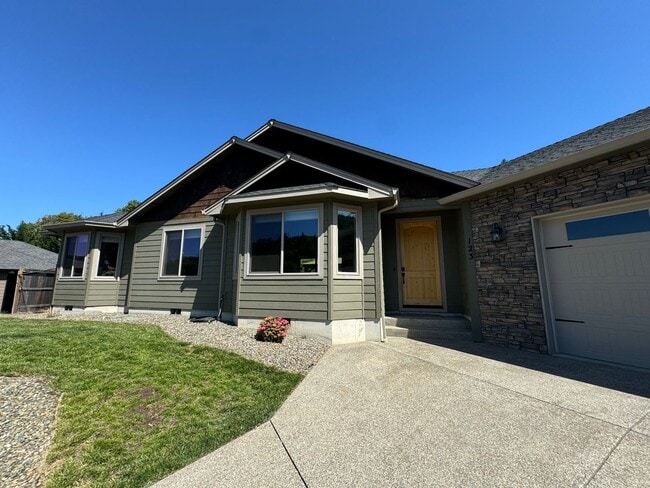 Photo - Newer Winchester 4 bedroom 2 bath home