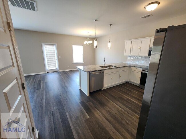 Photo - 2722 Arnall Dr