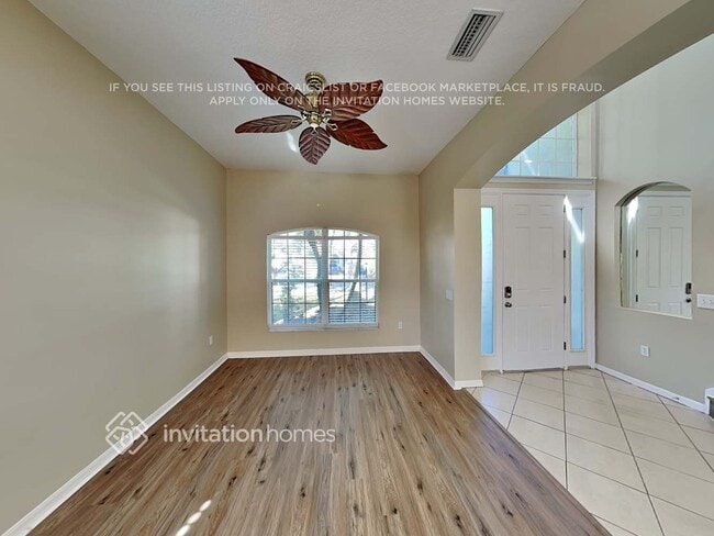 Photo - 6219 Macaw Glen