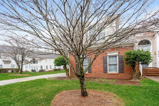 Photo - Charlotte - 3 bedroom 2.5 bath Townhome - Davis Lake Community