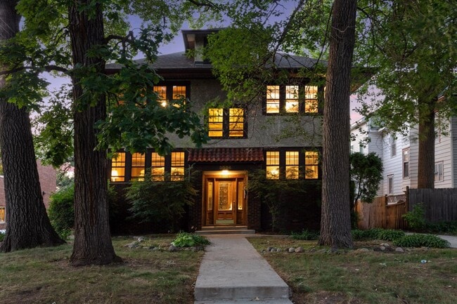 Photo - 3006 W 44th St