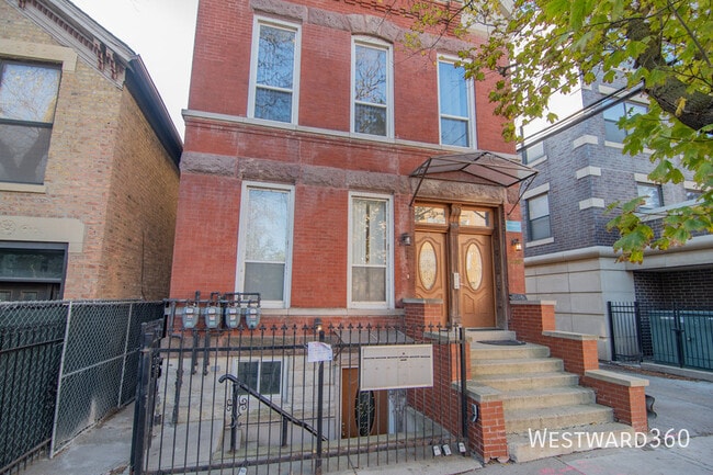 Building Photo - 1546 N Mohawk-1 Unit 1 Rental
