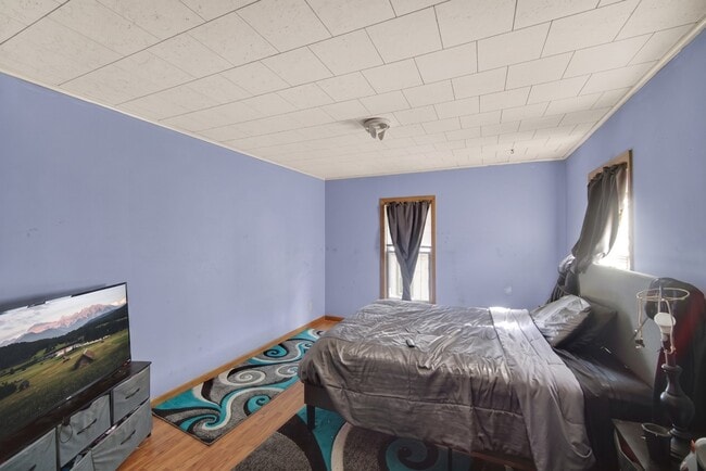 Photo - 123 W Waupansie St Unit 2
