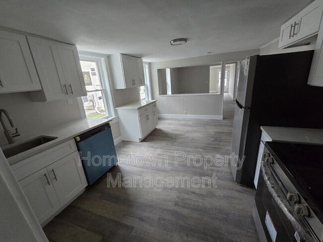 Photo - 428 W Main St