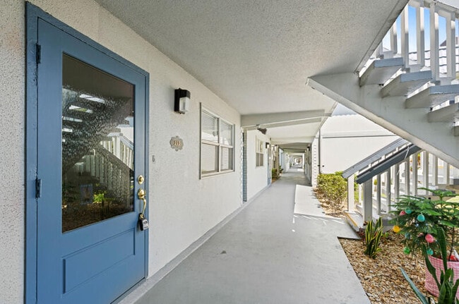 Building Photo - 212 Tuscany D