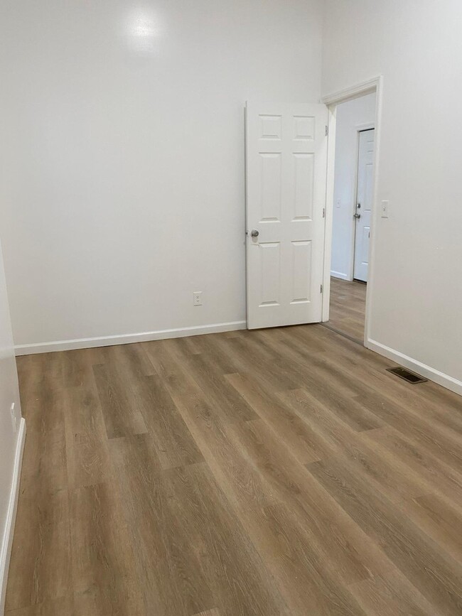 Photo - 244 E Hanover St Unit 1