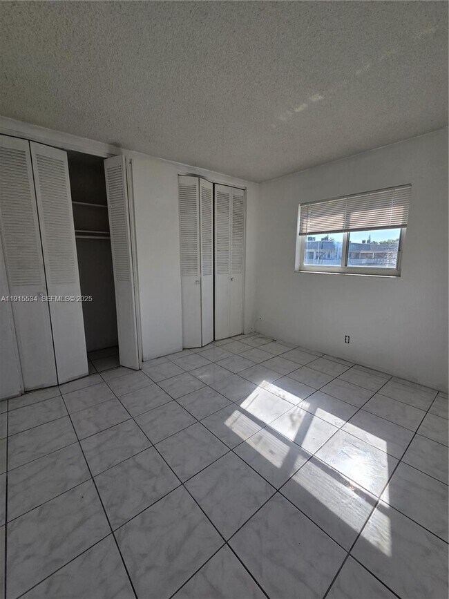 Photo - 1400 N 17th Ave Unit 16