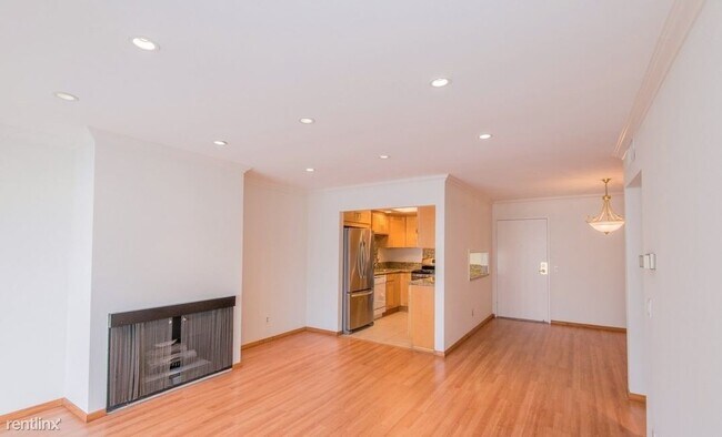 Photo - 2 br, 2 bath Condo - 333 Burchett Street 307