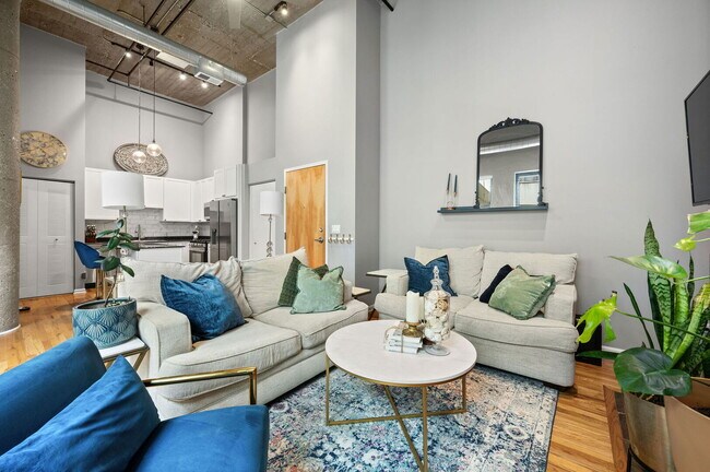 Photo - 758 N Larrabee St Unit 526