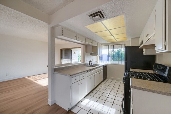 Photo - 1405 Vegas Valley Dr