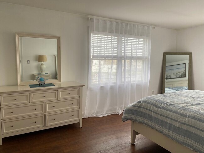 Photo - 202 Webster Ave Unit 202 Webster Avenue, Apt. 8