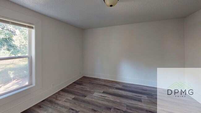 325 E Hillsdale St Unit 1
