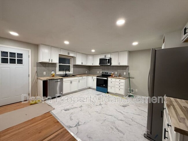 Photo - 9900 Richmond Dr