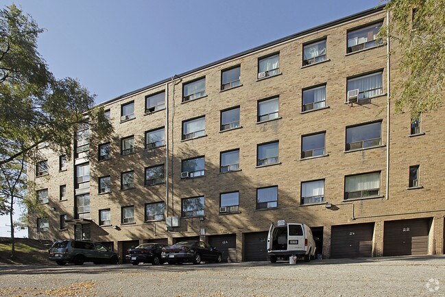 Photo - Parklawn Apartments