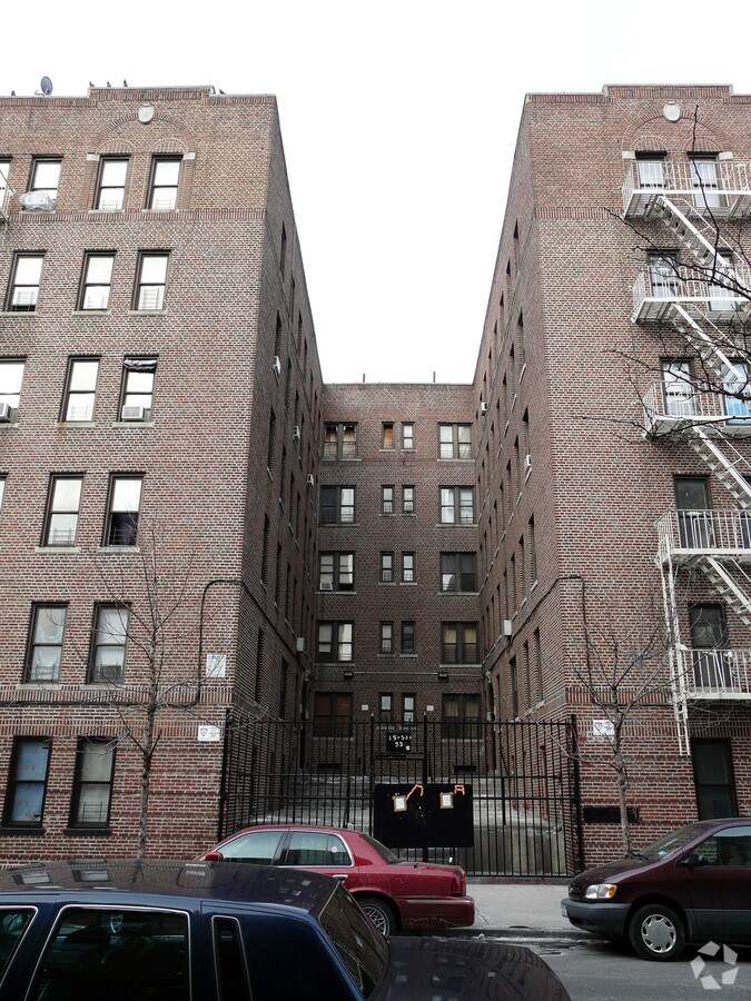 Photo - 1553-1555 Bryant Ave