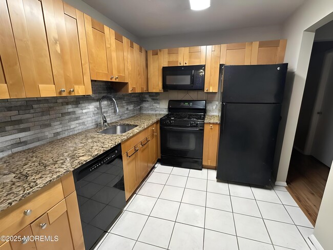 Photo - 310 Sage Ct