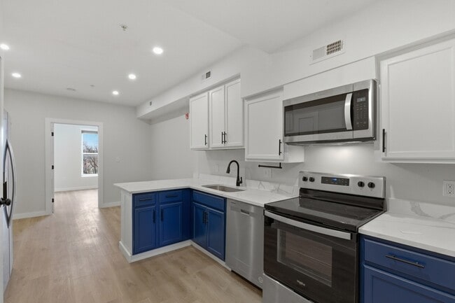 Photo - 48 S Carrollton Ave