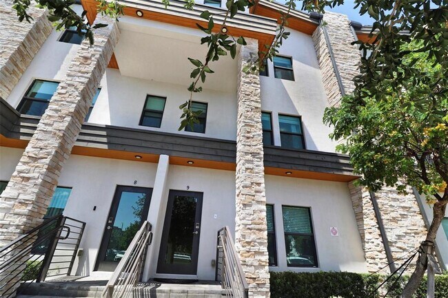 Photo - 10473 NW 82nd St Unit 9