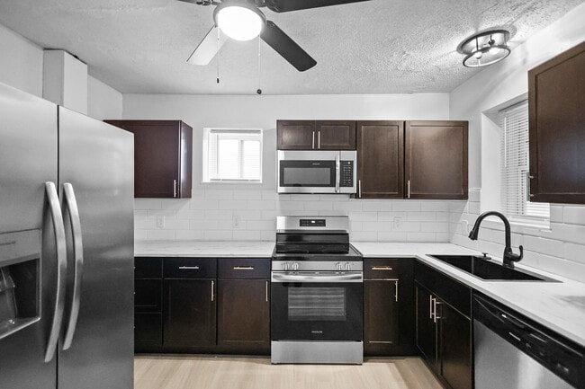 Photo - 6026 N Pointe Blvd