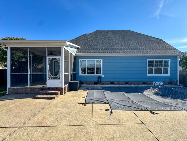 Photo - Well-Maintained 4 Bed 2.5 Bath Home with a Pool