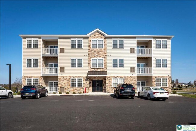 Building Photo - 1763 Madison Ave Unit 304 Rental