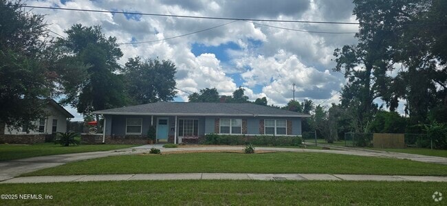 Building Photo - 4556 Cambridge Rd Rental
