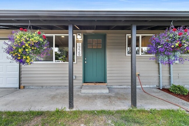 Photo - 1728 115th St S