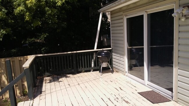 Photo - 425 E 16th Ave