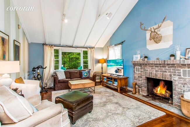 Photo - 78 Widener Ln