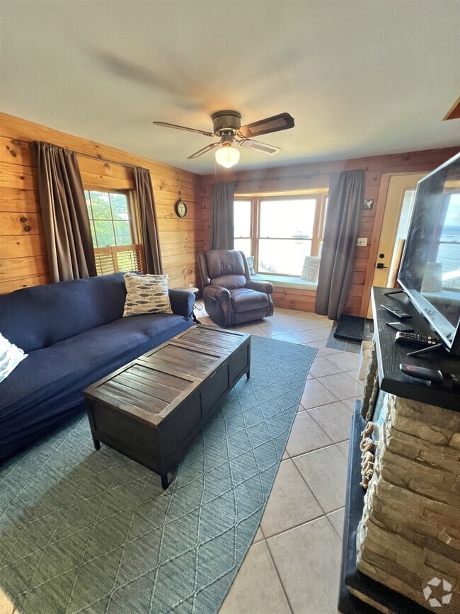 Building Photo - 17 Wards Cove Rd Rental