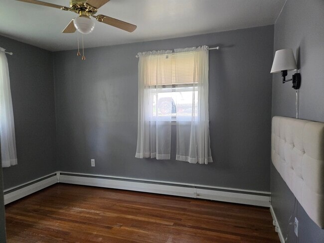 Photo - 384 Huse Rd