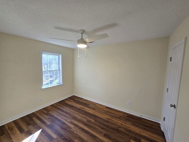 Photo - REMODELED - 3 bedroom house in Petersburg